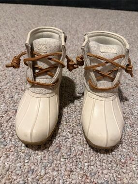 Sperry Cream Kids Duck Boots with Brown Laces